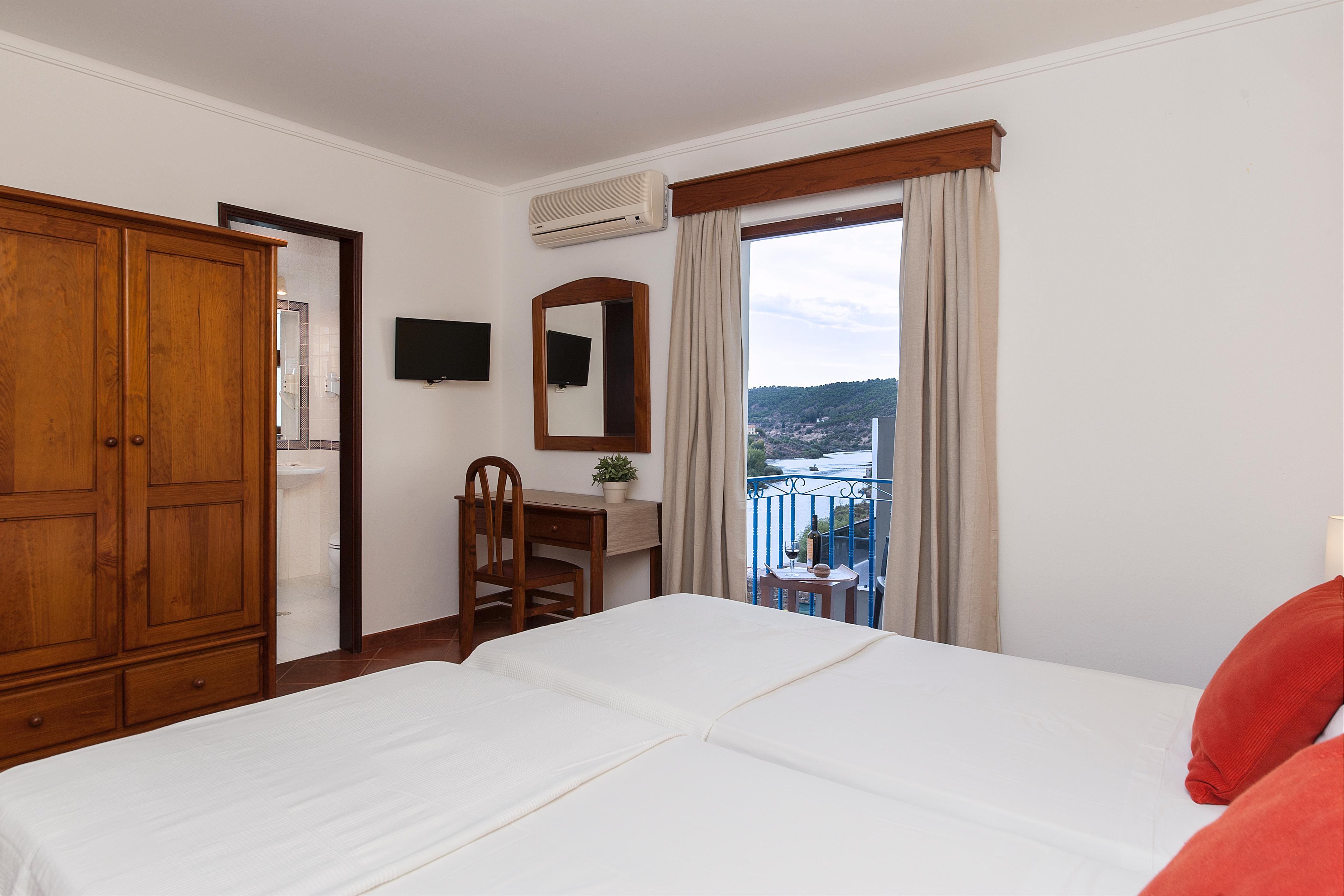 Beira Rio Hotel Mértola Екстериор снимка