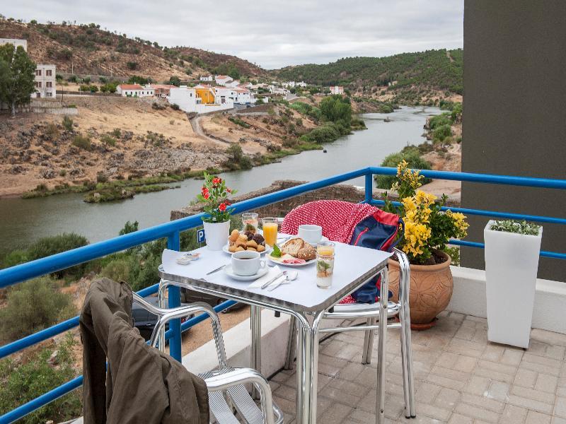 Beira Rio Hotel Mértola Екстериор снимка