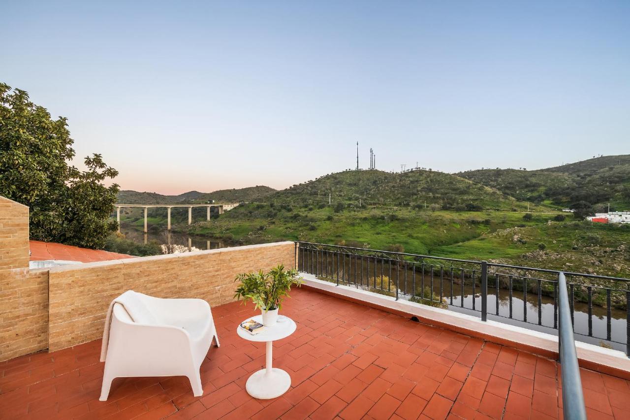 Beira Rio Hotel Mértola Екстериор снимка