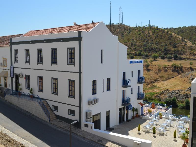 Beira Rio Hotel Mértola Екстериор снимка